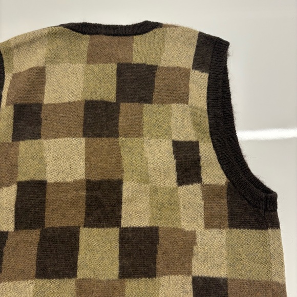 Stussy Wobbly Check Mohair Sweater Vest Brown XL NWT - Picture 8 of 8